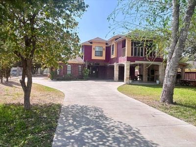 3113 Pradera St