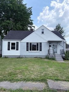 232 Rochester Dr