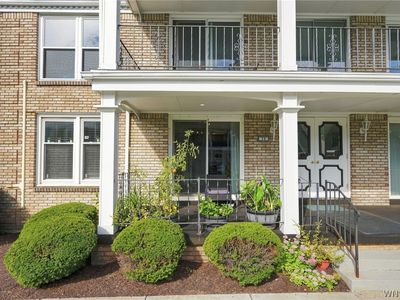 75 Henel Ave APT 3