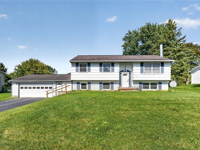 38 Kathy Dr