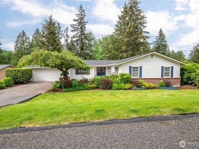 303 E Cedar Lane