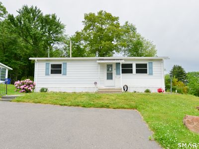8 Maple Rock Road