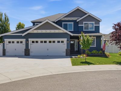 19510 E Kalama Ave