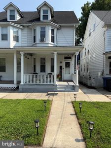 214 Broad St