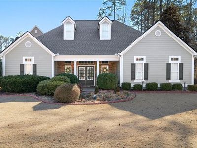701 Redwood Pass