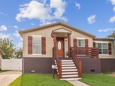 3433 W Loyola Dr
