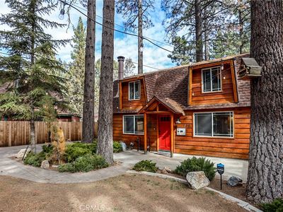 936 Nana Ave