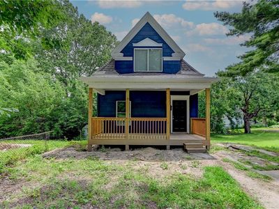 1917 Kansas Ave