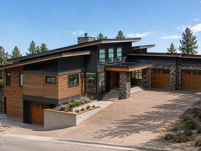 2478 Sunflower Dr