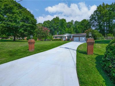 1133 Pennywood Dr