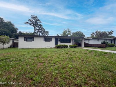 7520 ALTUS Drive S
