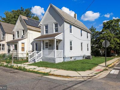 28 W Monroe St
