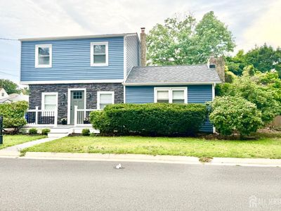 27 Brookside Rd