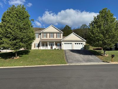 6201 Crumpacker Dr
