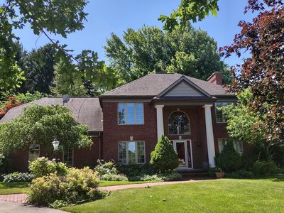 4500 Creek View Dr