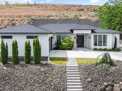 325 Rockwood Dr
