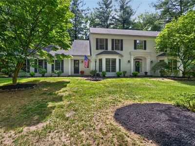 9 Lily Pond Ln