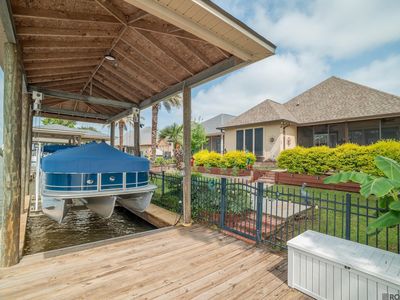 21123 Waterfront East Dr