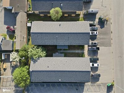 810 W 25th Ave