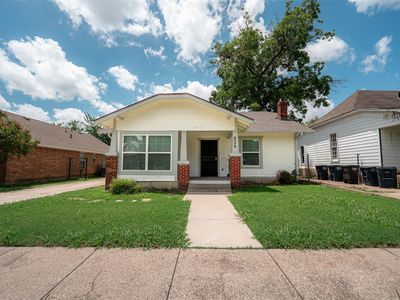 924 E Leuda St