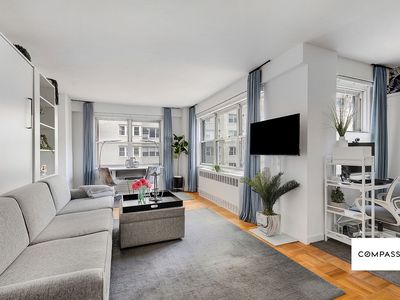 166 E 35th St APT 14A