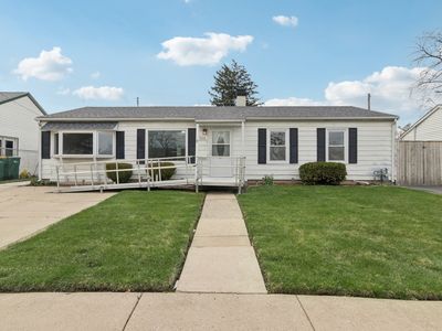 Property at 506 Kenyon Ave, Romeoville, IL