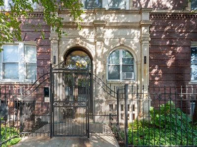 1424 E Hyde Park Blvd #2