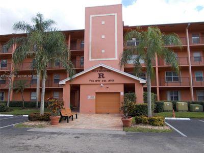 701 SW 141st Ave APT 110R