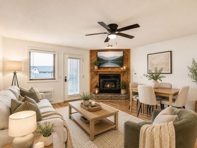 530 E Hiawatha Dr #102