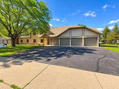 2066 Stockinger Dr