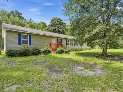 Property at 924 Blissful Ln, Huger, SC