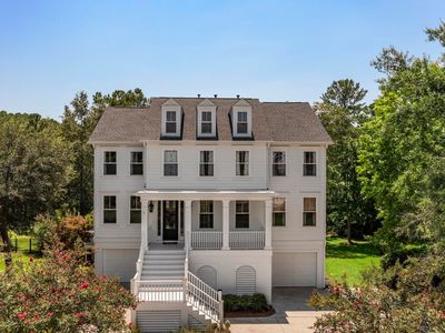 3048 Riverwood Dr