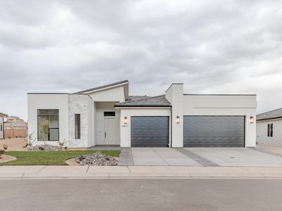 3911 E Cerro Way
