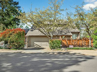 1927 Tamarack Pl