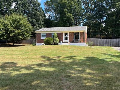 427 Woodland Cir