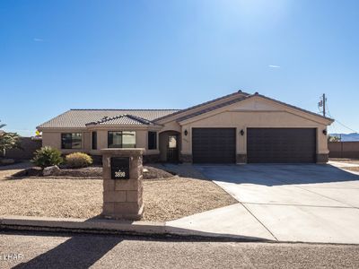 3890 Oro Grande Blvd