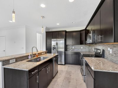 4545 Tara Cove Way