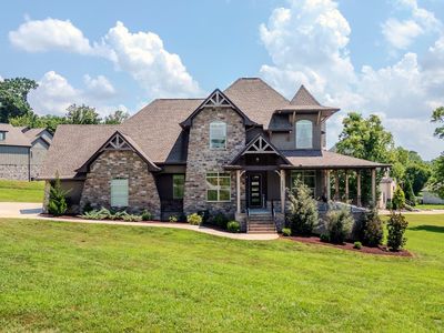 1043 Emerald Valley Dr