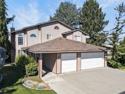 39 Paradise Dr