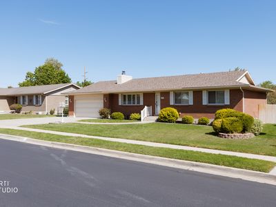 2666 W Alice Dr