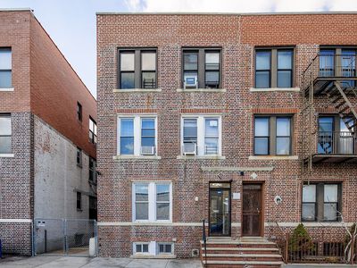 48-14 48th St