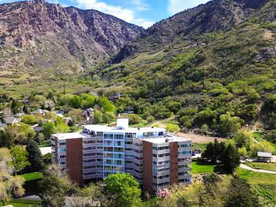 1785 29th St APT 208