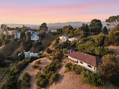 3581 Avenida Del Sol
