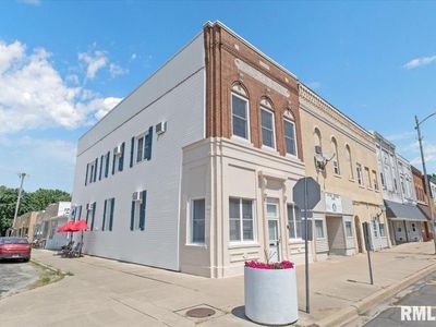 174 W Center St
