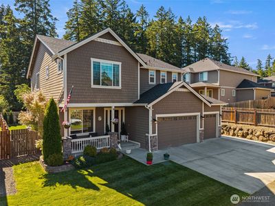 787 NW Dresden Court