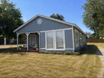 504 E Hondo