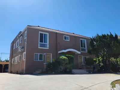 1180 S Bronson Ave