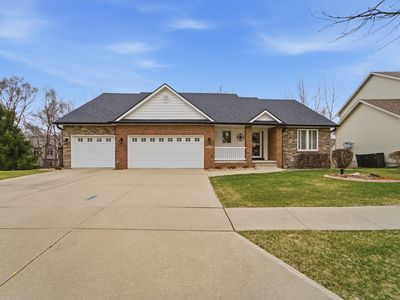 4908 Stream Side Cir