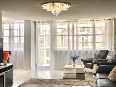 251 174th St APT 615