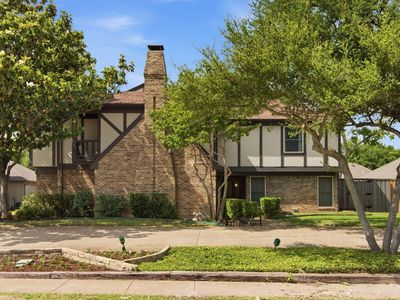 1218 Stratford Dr